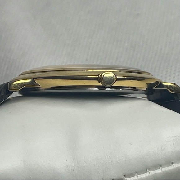 VTG Mickey Mouse Watch by Lorus Large Face Moving Hands New Battery Walt Disney - Picture 4 of 12